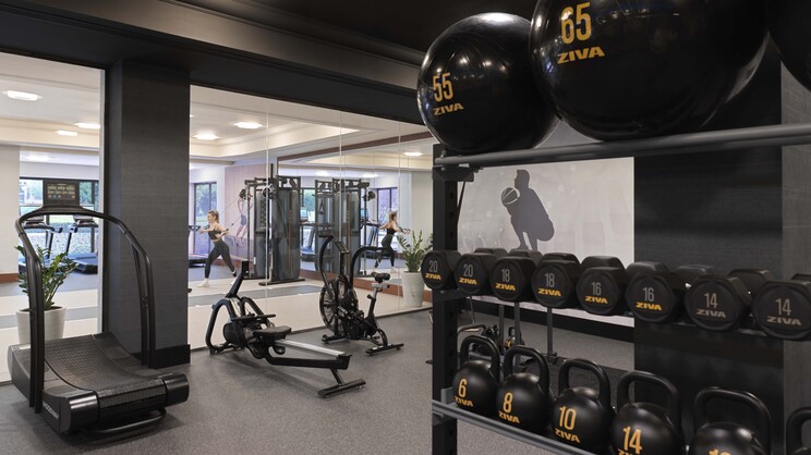 The Ritz-Carlton Abu Dhabi, Grand Canal